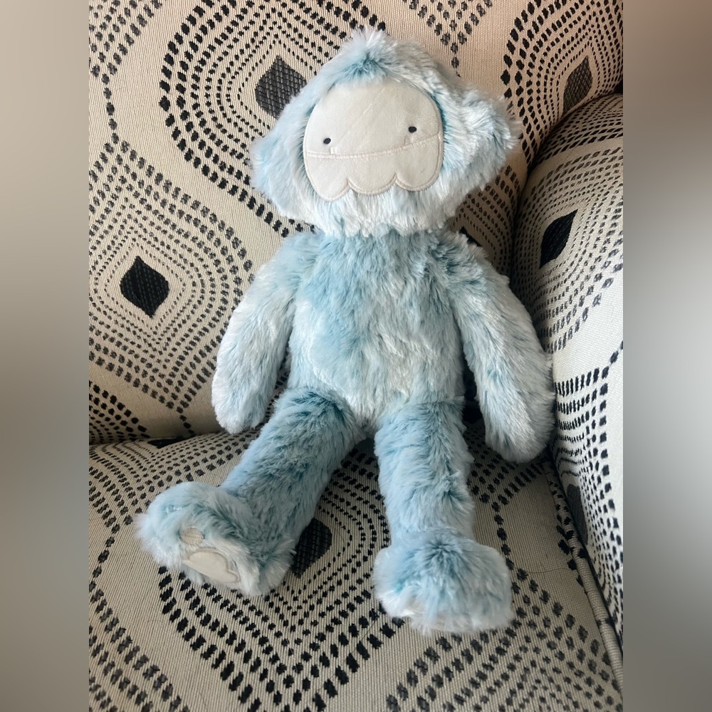 Slumber Kins Ice Blue Yeti‎ plush